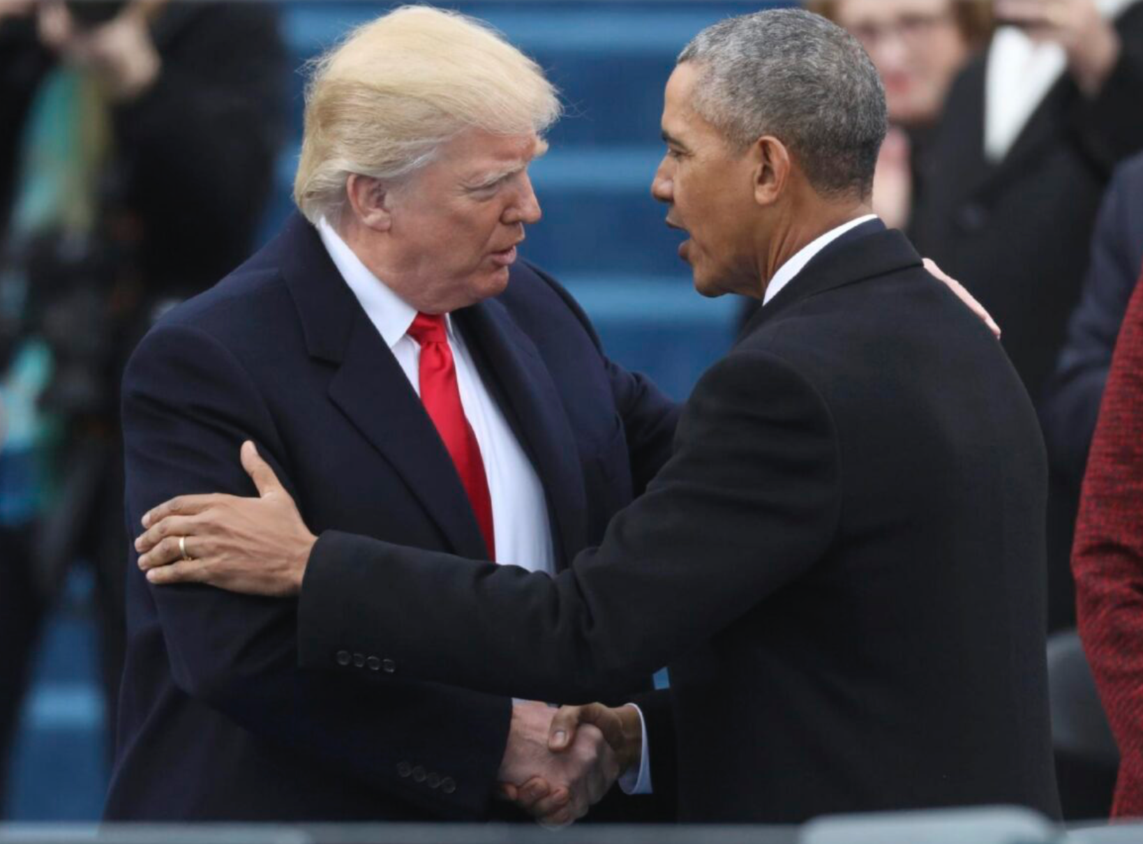 Трамп арьс өнгөөр ялгаварласан бичлэг нийтэлж, уучлал гуйхаас татгалзав